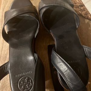 Tory burch navy Almita wedge sandals